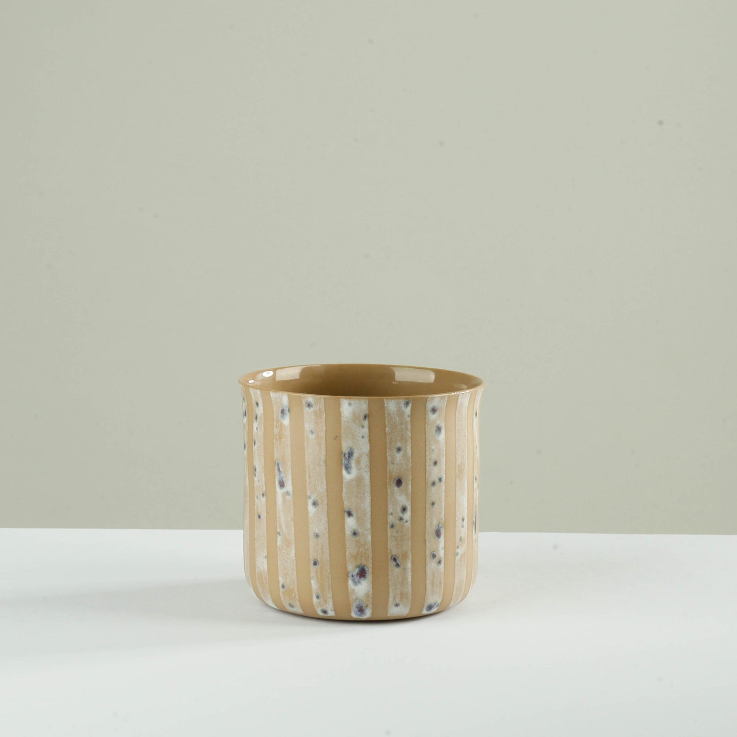 classic - speckled white/stripes