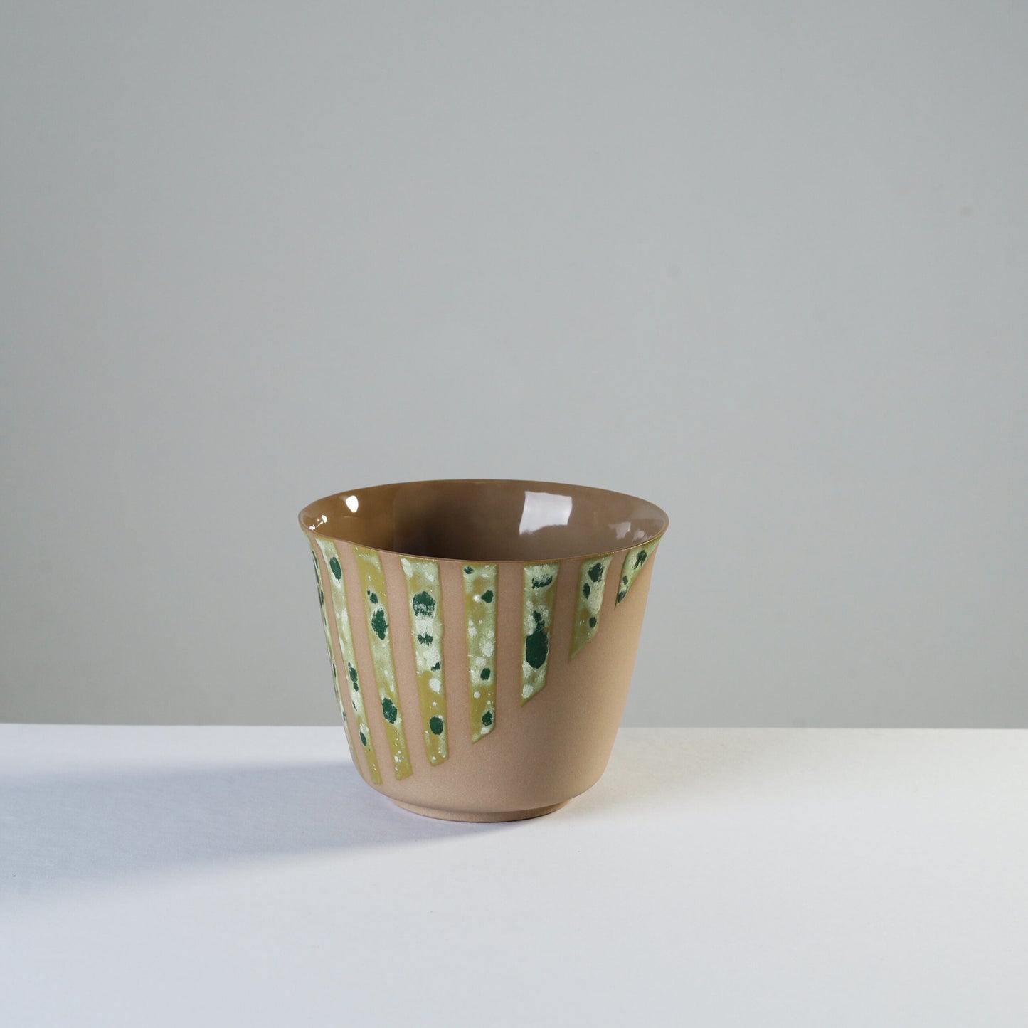 v shape - lime/ellipse