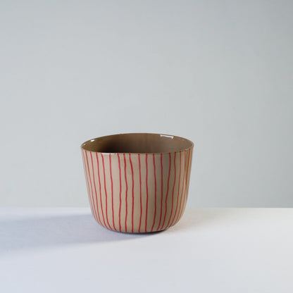 wide - thick red stripes