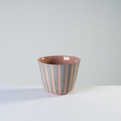 v shape - robin’s egg/stripes