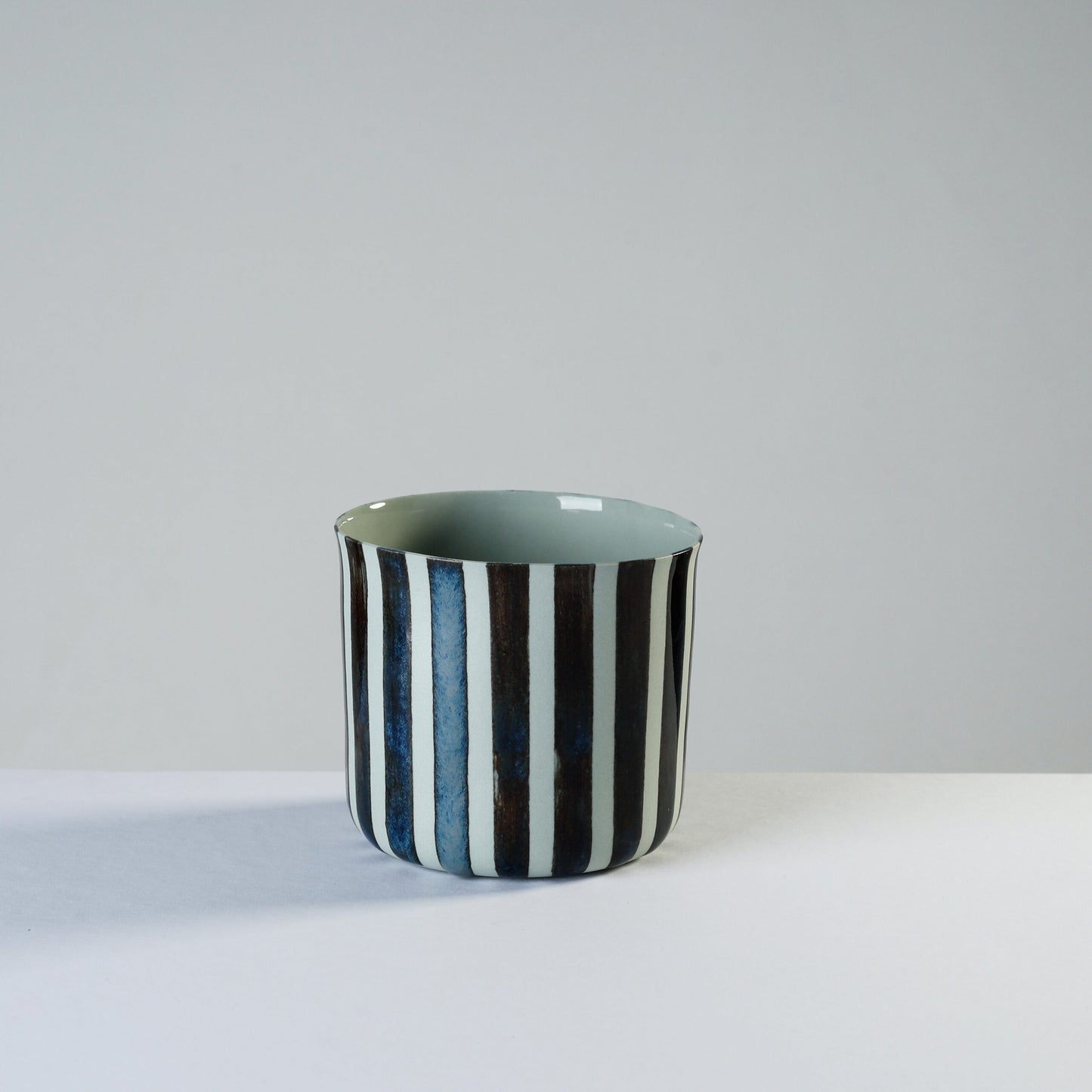 classic - deep ocean/stripes