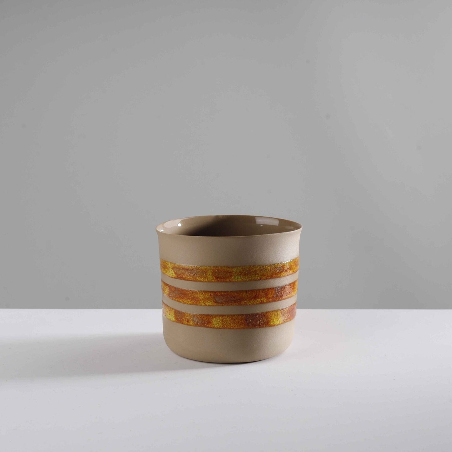 classic - orange/lines