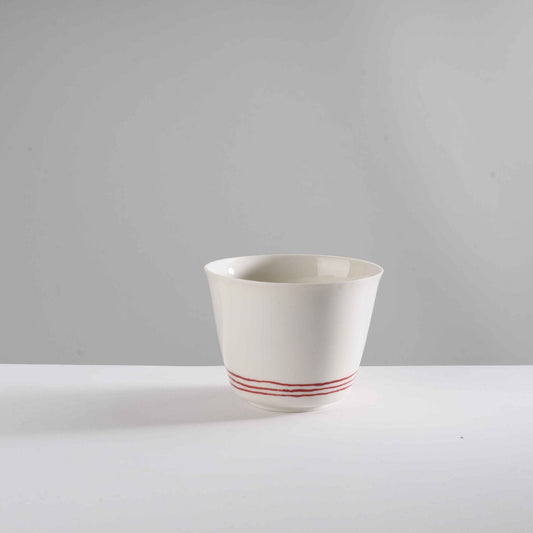 v shape - low red lines